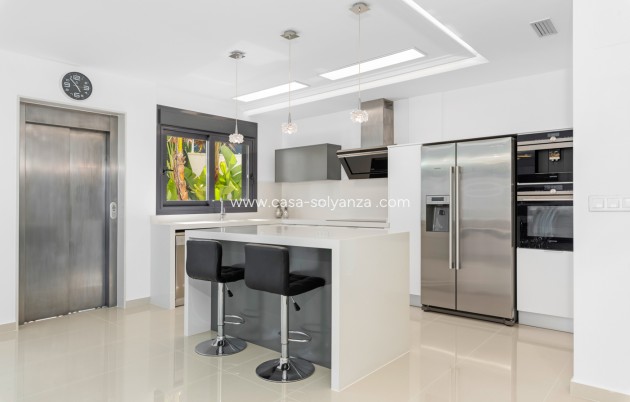 Revente - Villa - San Miguel - San Miguel Salinas