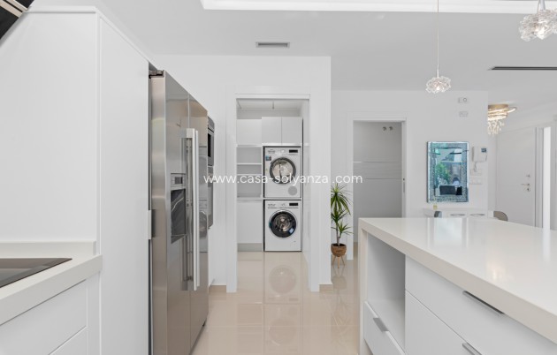 Revente - Villa - San Miguel - San Miguel Salinas