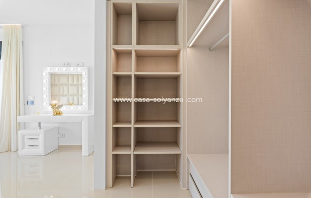 Revente - Villa - San Miguel - San Miguel Salinas