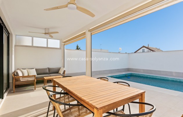 Revente - Villa - Torrevieja - El chaparral