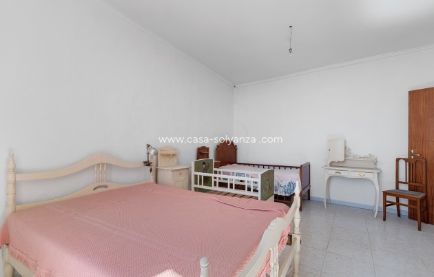 Resale - country estate - Orihuela