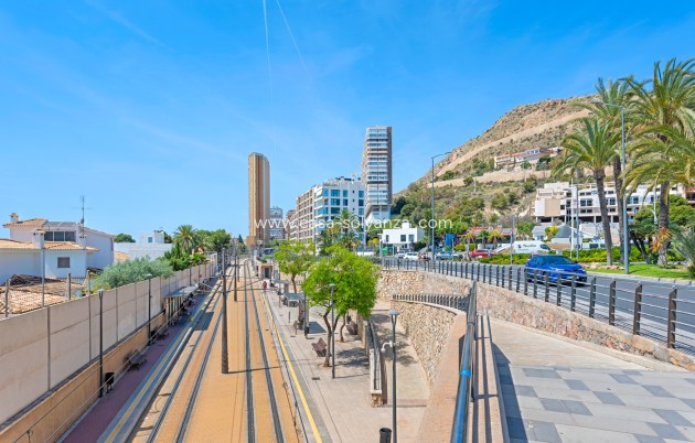 Herverkoop - Appartement / flat - Alicante