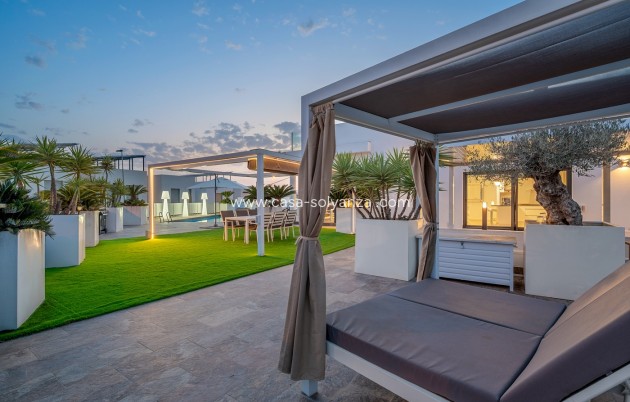 Revente - Villa - Orihuela Costa - Villamartín