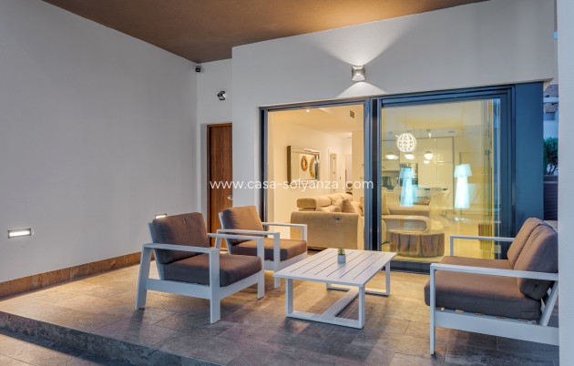 Revente - Villa - Orihuela Costa - Villamartín