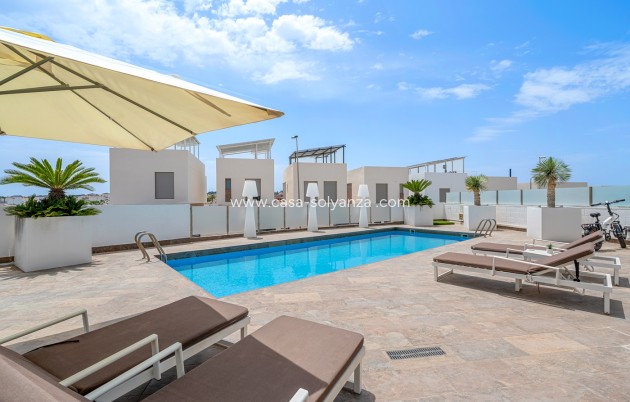 Revente - Villa - Orihuela Costa - Villamartín