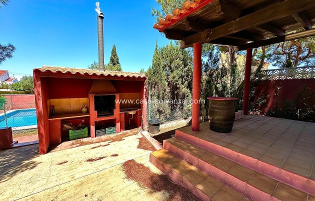 Revente - Villa - San Miguel de Salinas - Ciudad de las comunicaciones