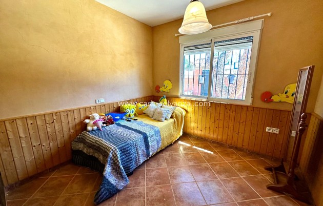 Revente - Villa - San Miguel de Salinas - Ciudad de las comunicaciones