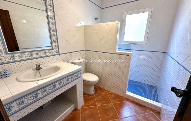 Revente - Villa - San Miguel de Salinas - Ciudad de las comunicaciones