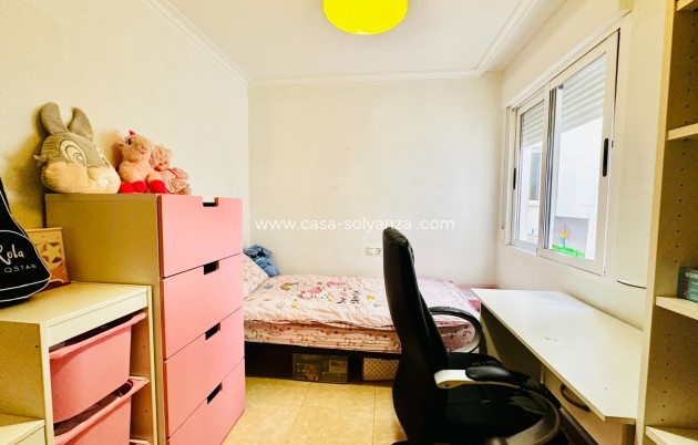 Revente - Appartement - Torrevieja - Center