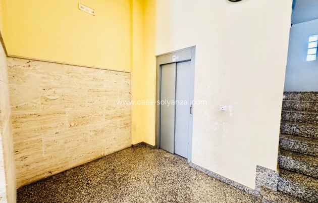 Revente - Appartement - Torrevieja - Center