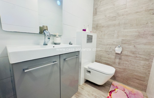 Revente - Villa - Torrevieja - Los Balcones