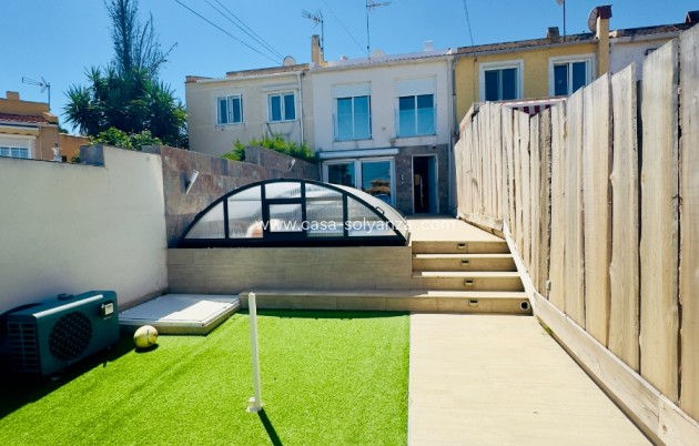 Revente - Villa - Torrevieja - Los Balcones