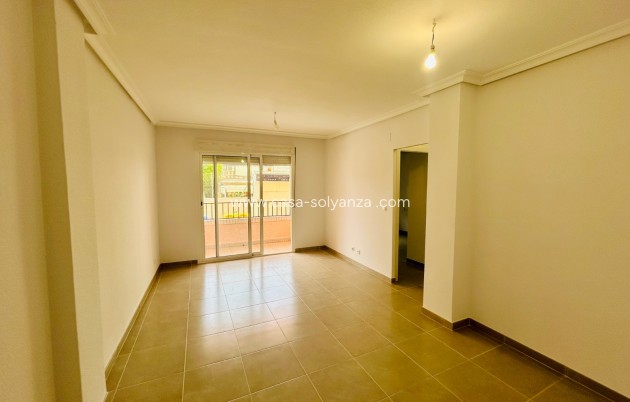 Wiederverkauf - Wohnung - Daya Nueva