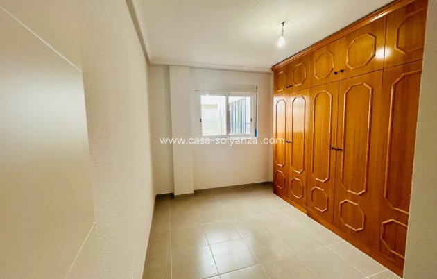 Wiederverkauf - Wohnung - Daya Nueva