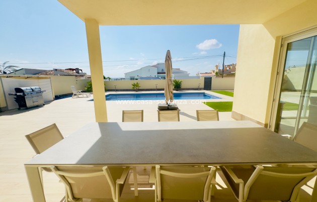 Revente - Villa - Torrevieja - La Siesta