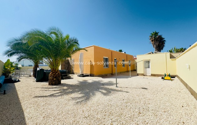 Revente - Villa - Torrevieja - La Siesta