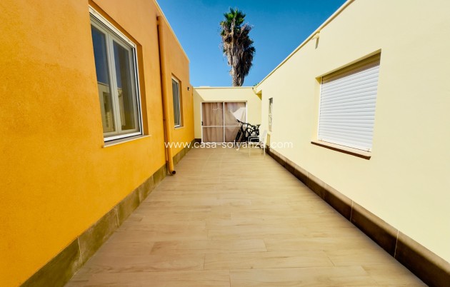 Revente - Villa - Torrevieja - La Siesta