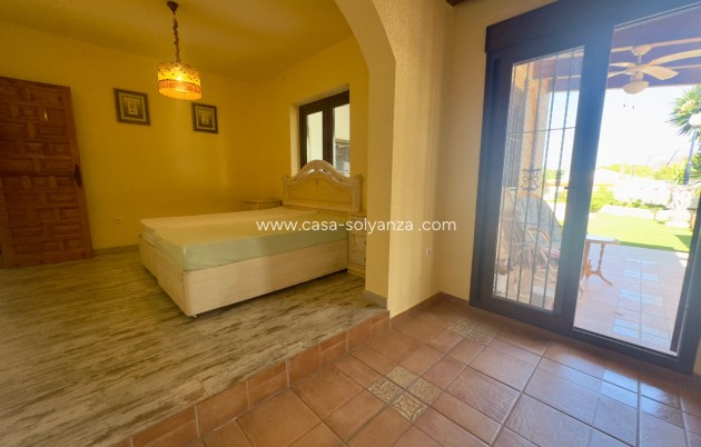 Revente - Villa - Torrevieja - Los Balcones