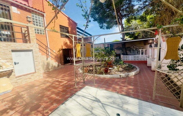 Revente - Villa - Torrevieja - Los Balcones