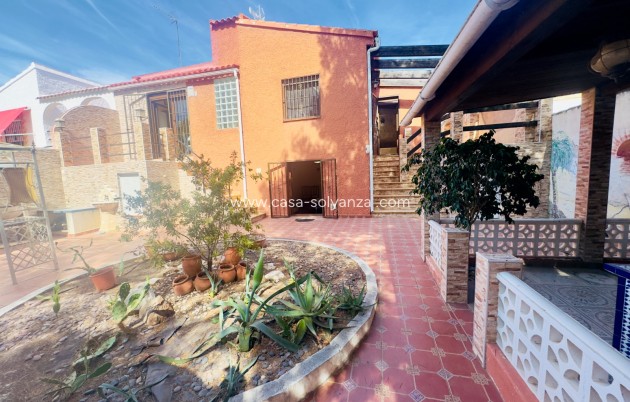 Revente - Villa - Torrevieja - Los Balcones
