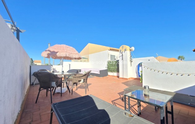 Revente - Apartment - Top Floor Apartment - Torrevieja - El Limonar