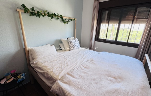 Resale - Villa - Algorfa