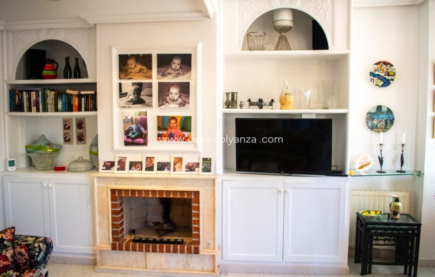 Revente - Independent villa - Orihuela Costa - La Zenia