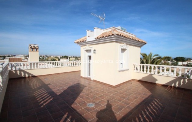 Resale - Villa - Orihuela Costa - Cabo Roig