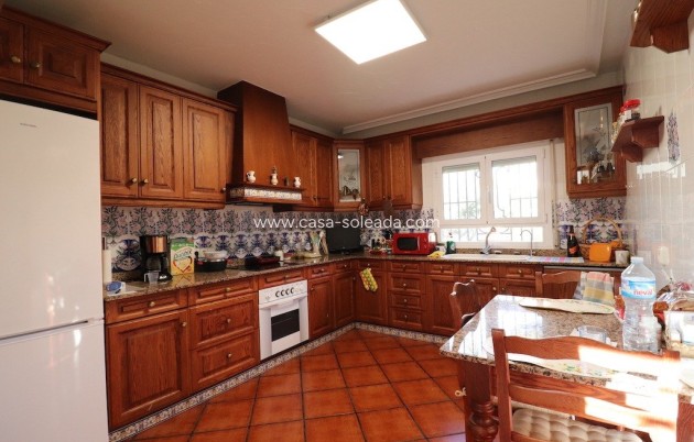 Revente - Villa - Torrevieja - El chaparral