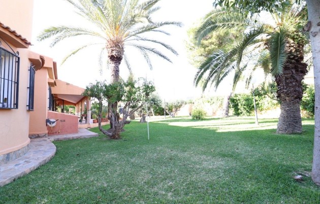 Revente - Villa - Torrevieja - El chaparral