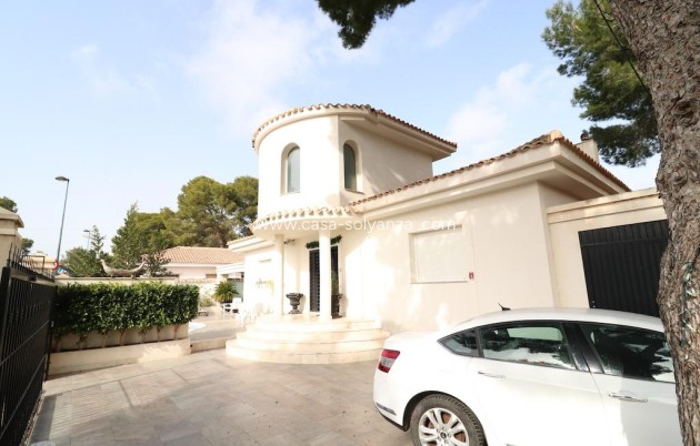 Resale - Villa - Pilar de la Horadada - Pinar de Campoverde