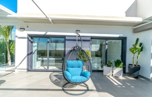 Wiederverkauf - Villa - Orihuela Costa - Campoamor