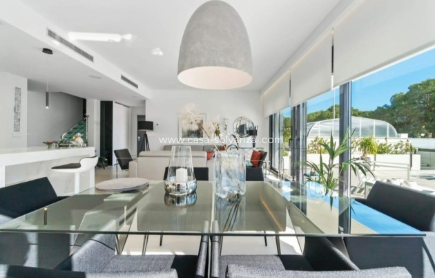 Wiederverkauf - Villa - Orihuela Costa - Campoamor