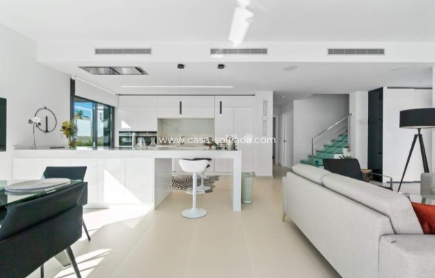 Wiederverkauf - Villa - Orihuela Costa - Campoamor