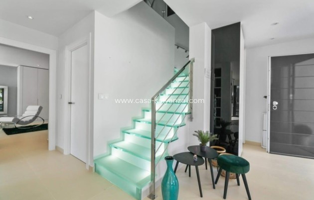 Wiederverkauf - Villa - Orihuela Costa - Campoamor