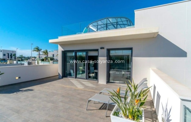 Wiederverkauf - Villa - Orihuela Costa - Campoamor