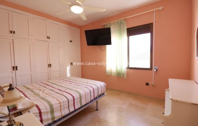Resale - Villa - Cabo Roig - MUY CERCA DE LA PLAYA