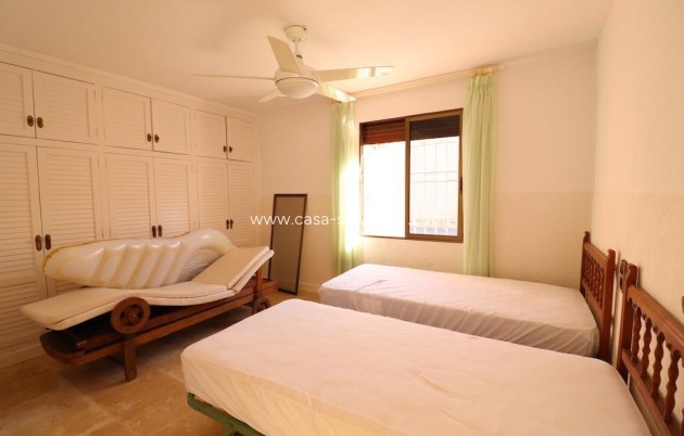 Resale - Villa - Cabo Roig - MUY CERCA DE LA PLAYA