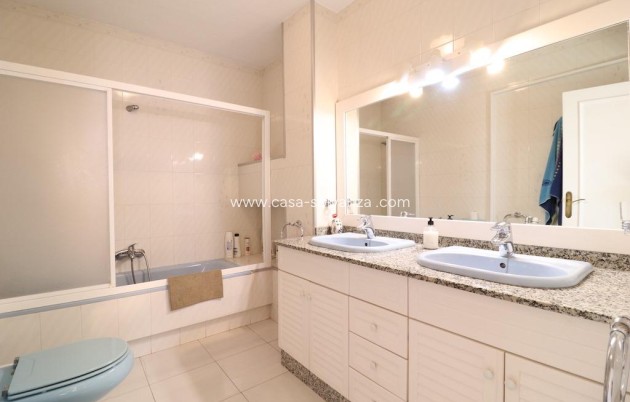 Resale - Villa - Cabo Roig - MUY CERCA DE LA PLAYA