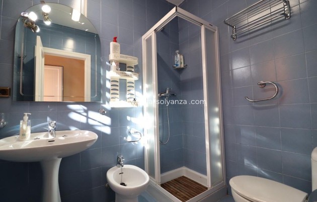 Resale - Villa - Cabo Roig - MUY CERCA DE LA PLAYA