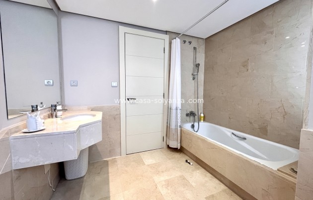 Revente - Appartement - Las Colinas Golf Resort