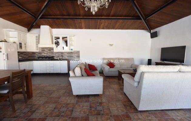 Wiederverkauf - Finca / Country Property - Heredades