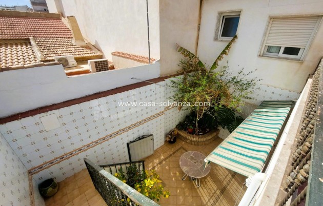 Resale - Villa - Torrevieja - Center
