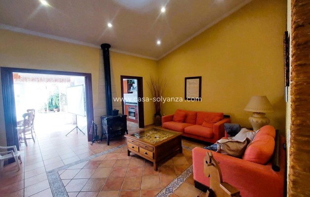 Resale - Villa - Torrevieja - Center