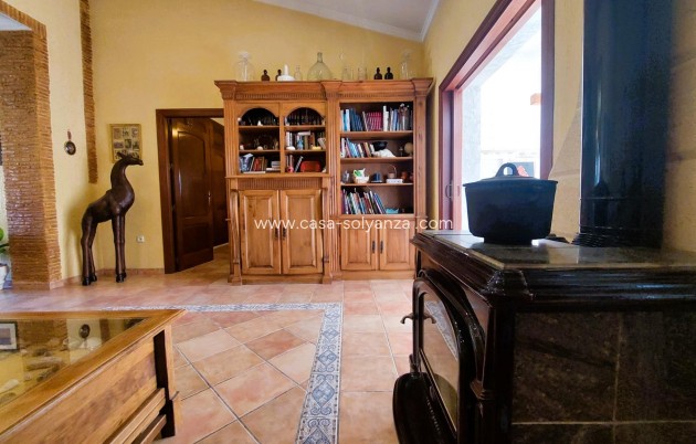 Resale - Villa - Torrevieja - Center