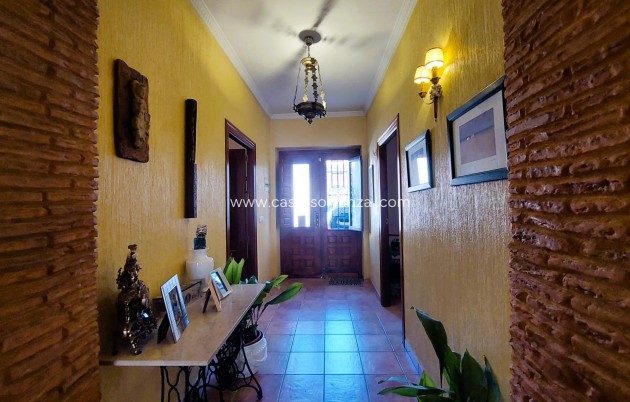 Resale - Villa - Torrevieja - Center