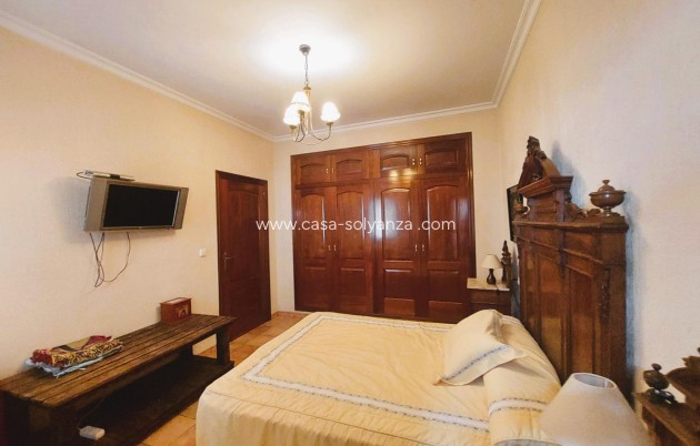 Resale - Villa - Torrevieja - Center