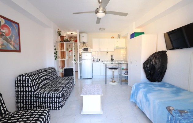 Resale - Apartment / flat - Torrevieja - La Mata