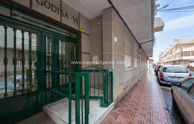 Herverkoop - Appartement / flat - Torrevieja - Acequion