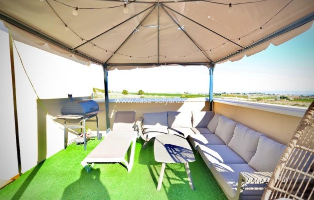 Resale - Villa - San Miguel de Salinas - Residencial los flamencos